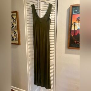 Bobeau Red Sleeveless Scoop Neck Maxi Dress